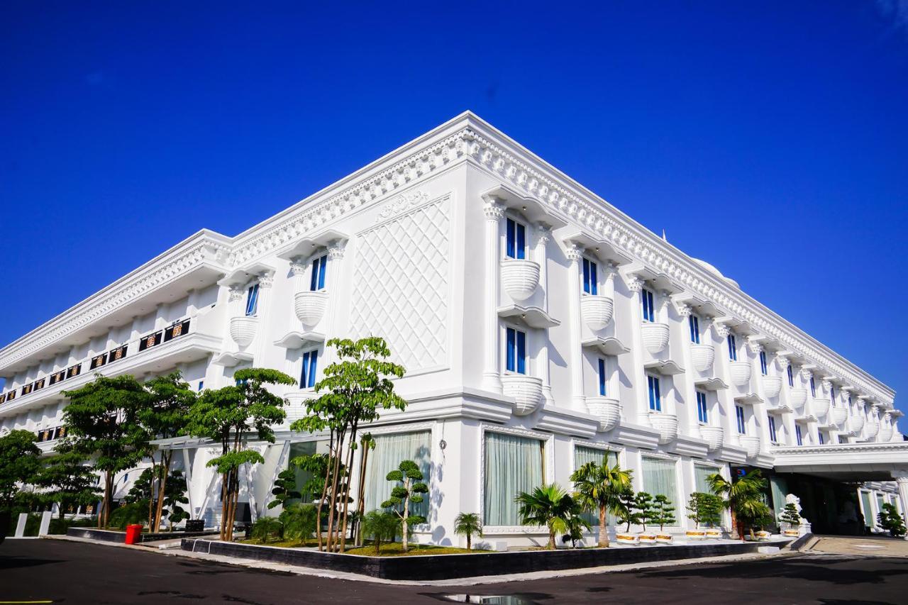 Singapore City Hotel Batu Bara Sungaibalai Extérieur photo