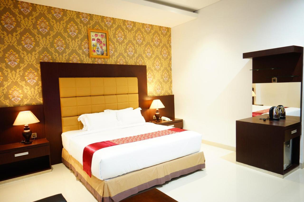 Singapore City Hotel Batu Bara Sungaibalai Extérieur photo