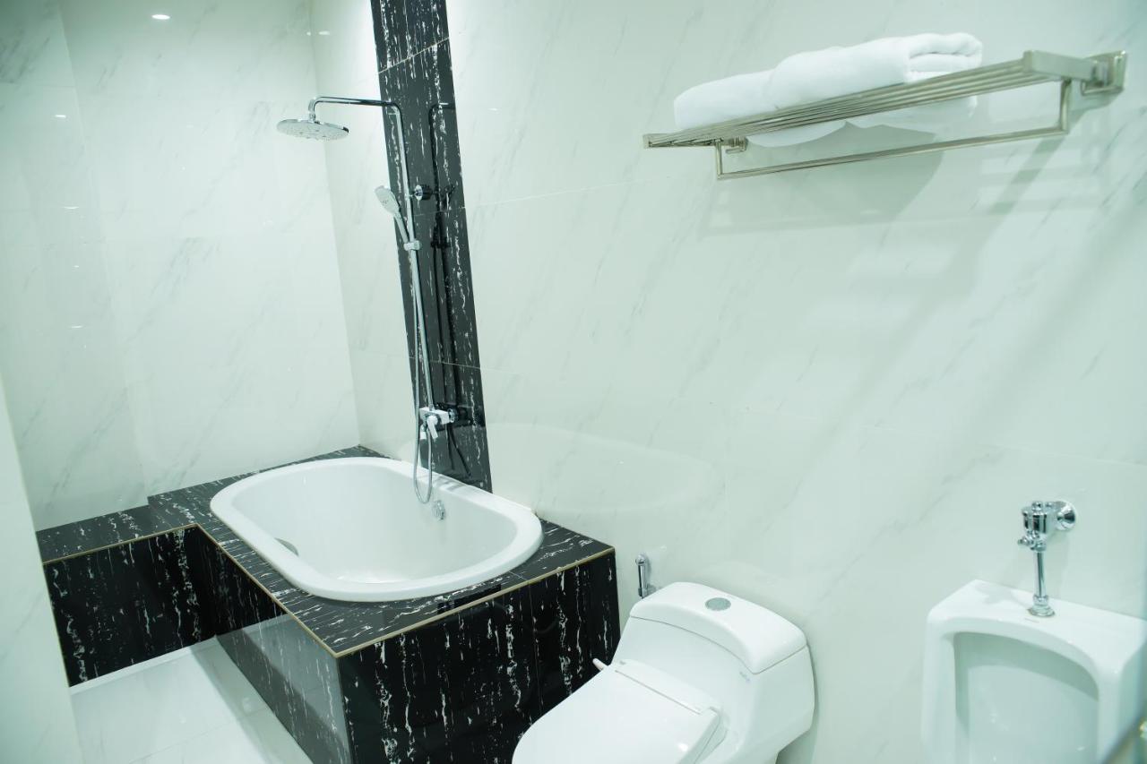 Singapore City Hotel Batu Bara Sungaibalai Extérieur photo